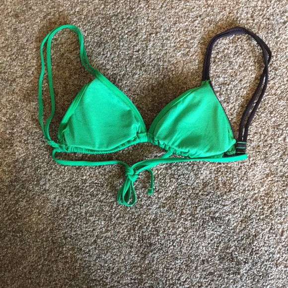 Volcom bikini set - Picture 3 of 8